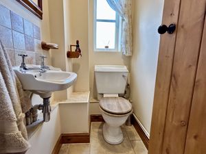 Downstairs W.C.- click for photo gallery